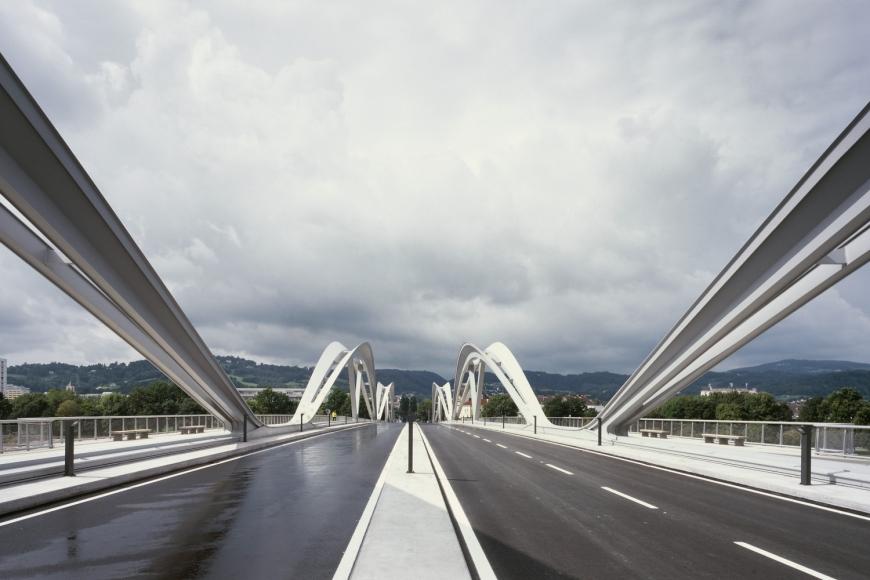 Marc Mimram Architecture Ingénierie, KMO, Neue Eisenbahnbrücke, Linz, 2021 © Erieta Attali