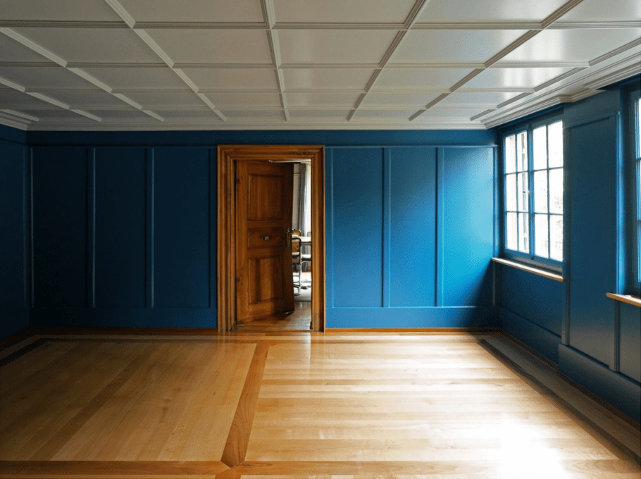 Lukas Imhof Architektur, Altes Pfarrhaus Kesswil, Blaues Zimmer – © Lukas Imhof