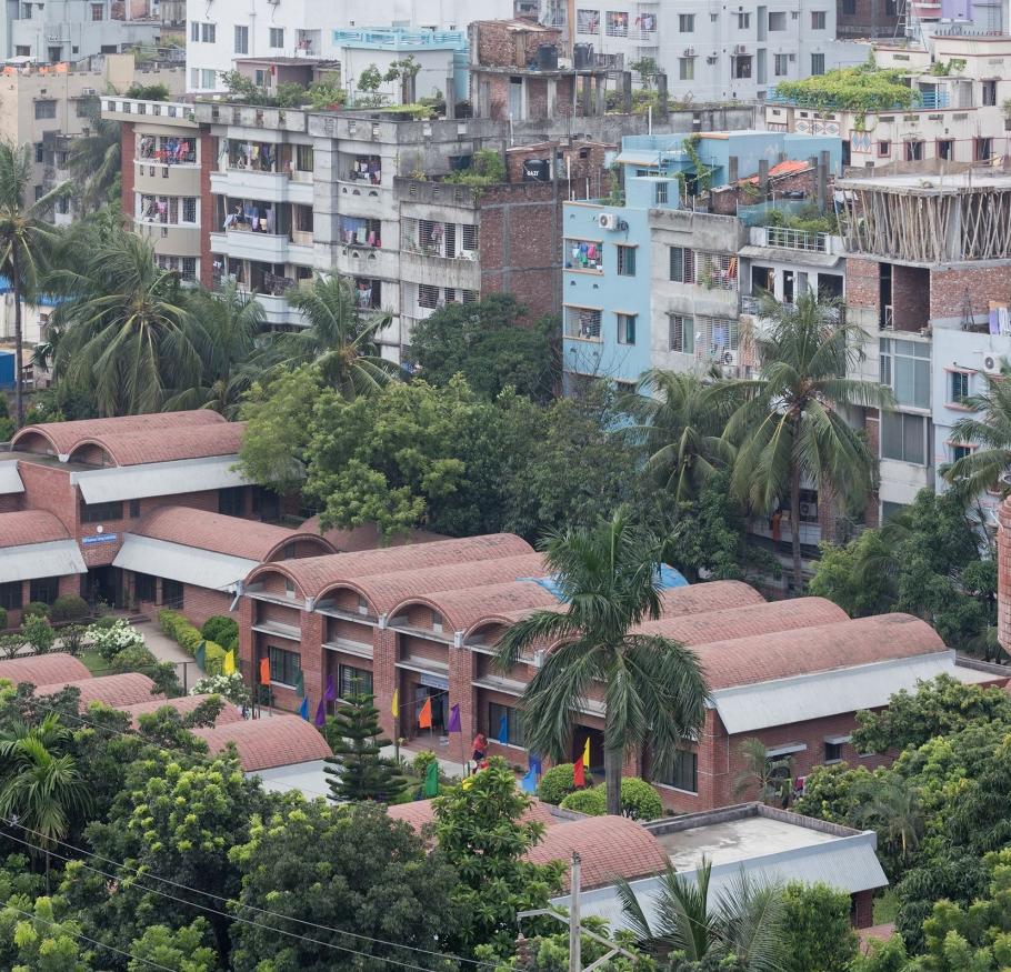 Ausschnitt aus SOS Youth Village and Vocational Centre \ Mirpur, Dhaka, Architect: C.A.P.E / Raziul Ahsan \ Copyright: Iwan Baan