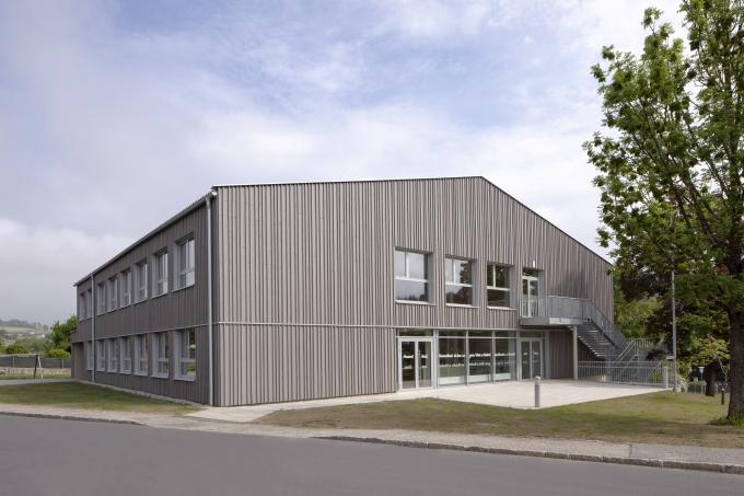 Volksschule Reichenau, eine zweite Haut! - ein Maßanzug aus Holz, Fotograf Jürgen Grünwald