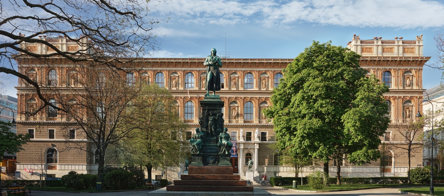 Akademie der bildenden Künste Wien, Schillerplatz © Helmut Wimmer 