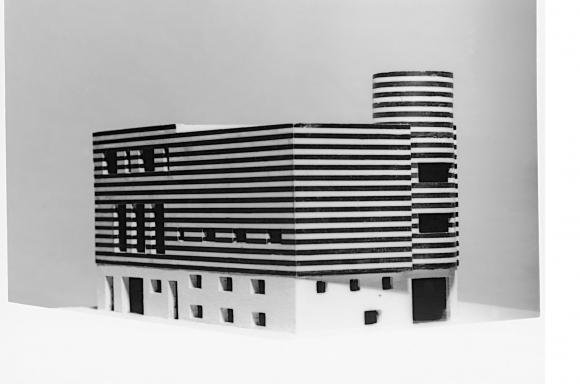 Adolf Loos, Haus Josephine Baker, Paris XVI, Avenue Bugeaud, Frankreich (Projekt für den Um- und Zusammenbau zweier bestehender Häuser), 1927 Modell © ALBERTINA, Wien