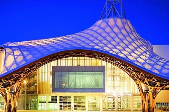© Centre Pompidou, Metz von Shigeru Ban, 14. Conference on Advanced Building Skins
