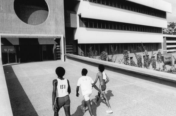 University of Ife in Ile-Ife, Nigeria | Architekten: Arieh Sharon, Eldar Sharon und Harlod Rubin | Foto: © Arieh Sharon digital archive