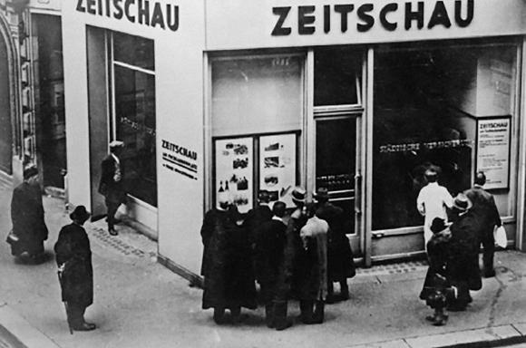 Ausstellung „Zeitschau“ im Fuchsenfeldhof, 1927 © University of Reading