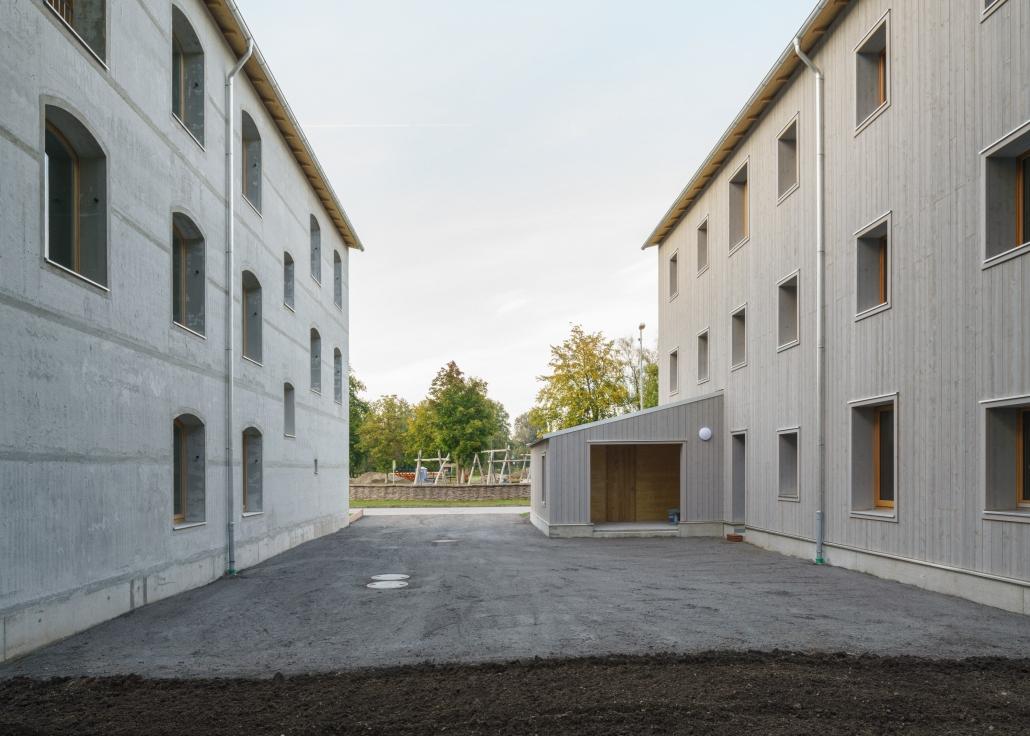 Florian Nagler Architekten, Drei Forschungshäuser in Bad Aibling © Schels, PK Odesssa